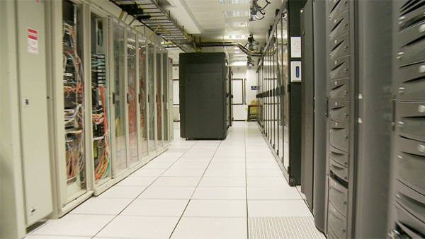 Future Lab: Earth Day 2011 – Curbing the Carbon Footprint of Data Centers